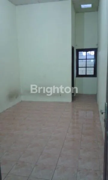 image RUMAH DEKAT UPY (4)