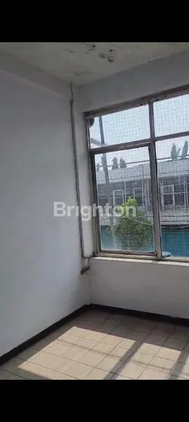 image RUKO STRATEGIS DEKAT PASAR BESAR PASURUAN (4)