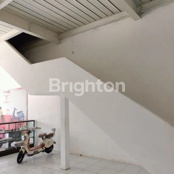 image DISEWAKAN TOKO 2 LANTAI, LANTAI I TOKO & LANTAI II GUDANG (2)