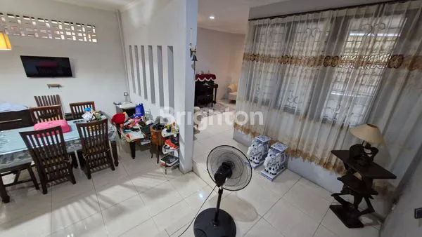 image RUMAH KEMANGGISAN HANYA 5 MENIT KE TAMAN ANGGREK (3)