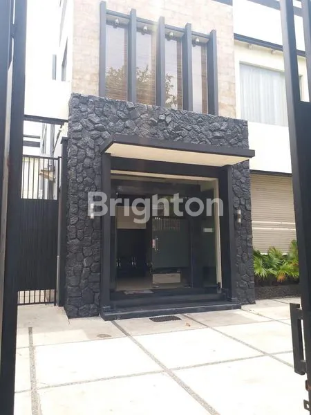 image GEDUNG KANTOR RUMAH SURABAYA PUSAT, JL. SRIWIJAYA (1)