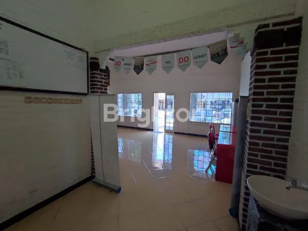 image RUKO LUAS DI JL. ERLANGGA (2)