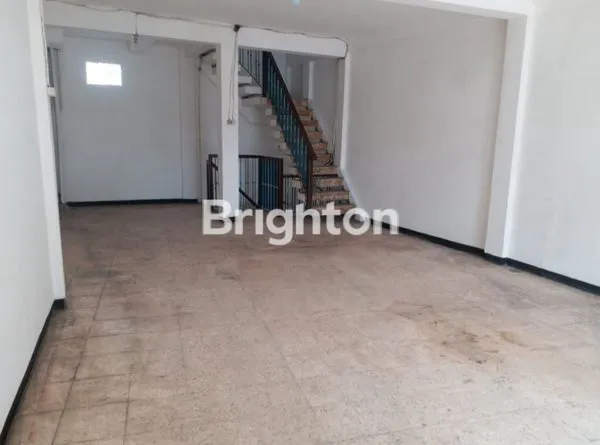 image RUKO 3½ LANTAI NOL JALAN DOUBLE WAY KUSUMA BANGSA COCOK UNTUK USAHA SPARE PART MOBIL, BENGKEL, EKSPEDISI DLL STRATEGIS DEKAT PUSAT BISNIS JAGALAN PENGAMPON PASAR BESAR PASAR ATOM ITC MEGA GROSIR (2)