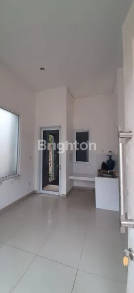 image RUMAH CANTIK KARELIA DEKAT RUKO HITS GADING SERPONG (8)