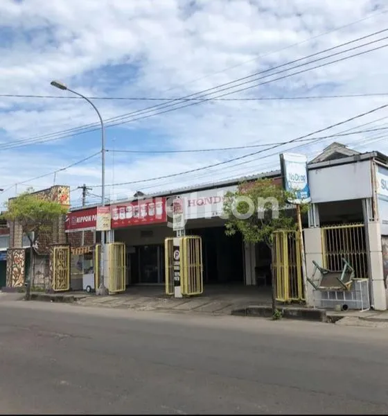 TOKO BANGUNAN DI JL RAYA MANDIREJO TUBAN