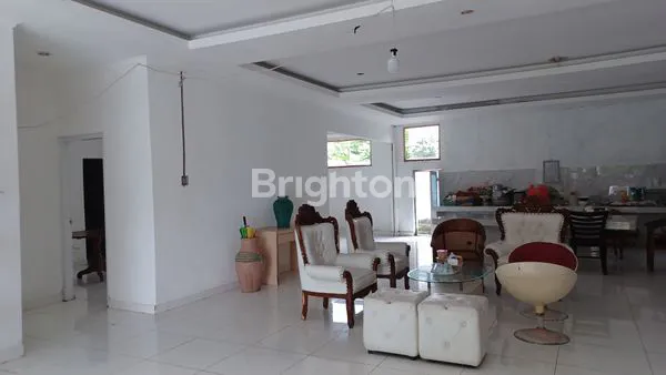 image TANAH + BANGUNAN DI RENON  (3)