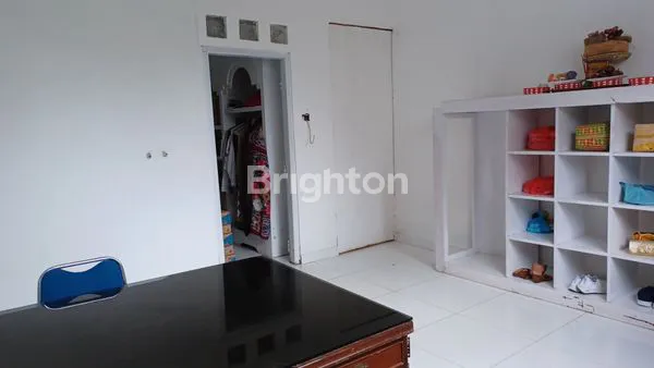 image TANAH + BANGUNAN DI RENON  (7)