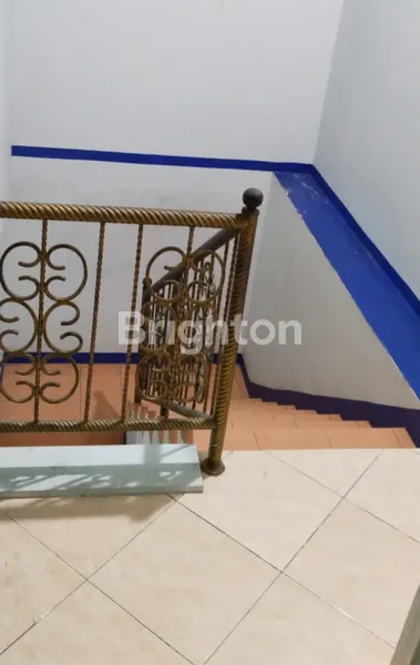 image ISTANA MENTARI SIDOARJO SIAP HUNI ROW LEBAR 2 LANTAI (7)