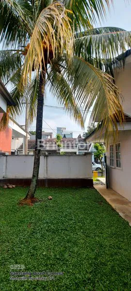 image RUMAH MINIMALIS DENGAN MEZZANINE DI KAWASAN ELITE SENTUL (8)