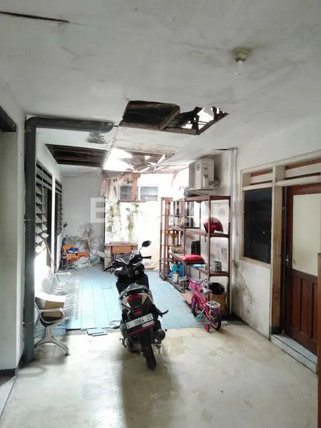 image RUKO LUAS DAN RUMAH 2 LANTAI SIAP HUNI DI TENGAH KOTA JOMBANG (3)