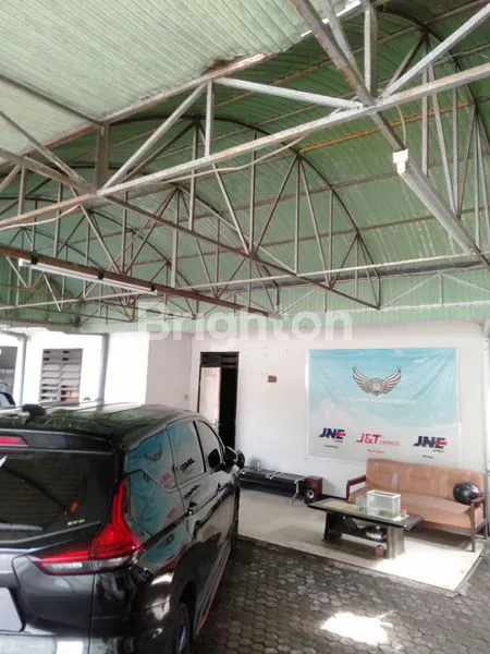 image RUKO LUAS DAN RUMAH 2 LANTAI SIAP HUNI DI TENGAH KOTA JOMBANG (5)