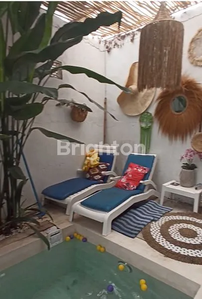 image RUMAH ASRI SEMI VILA WITH POOL DI BATUBULAN (1)