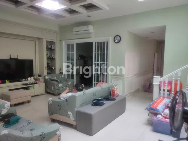image RUMAH GREENVILLE FULL FURNISHED 4 LT JALAN 2 MOBIL LEGA  (4)