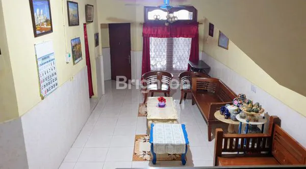 image RUMAH DI PINGGIR JALAN COCOK BUAT USAHA DI KELAPA GADING JAKARTA UTARA (3)