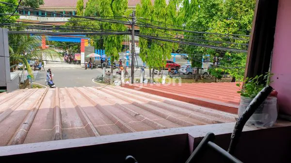 image RUMAH DI PINGGIR JALAN COCOK BUAT USAHA DI KELAPA GADING JAKARTA UTARA (7)