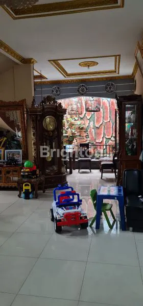 image RUMAH DUA LANTAI FULL FURNISH LOKASI ALANG ALANG LEBAR (6)