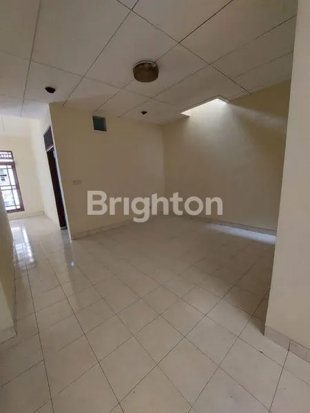 image RUMAH TANJUNG DUREN JAKARTA BARAT (2)