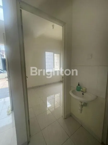 image RUMAH SECOND DI JL RAYA KELING JUMPUTREJO SUKODONO SIDOARJO (4)