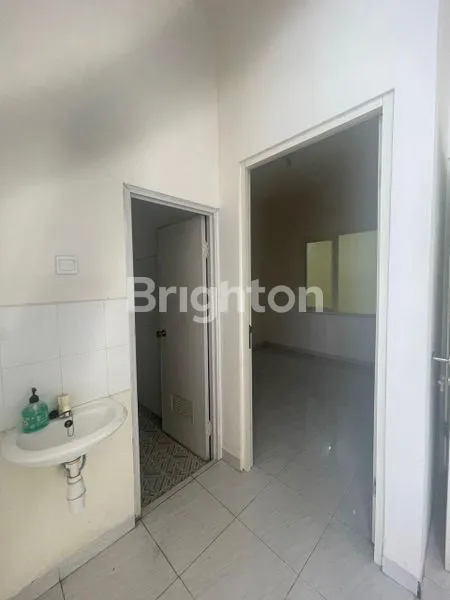 image RUMAH SECOND DI JL RAYA KELING JUMPUTREJO SUKODONO SIDOARJO (5)