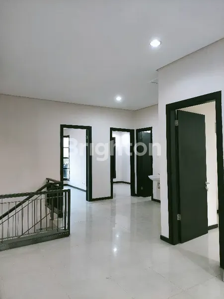 image RUMAH MEWAH DI KERTAJAYA INDAH REGENCY (2)