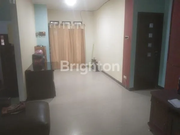 image RUMAH DUA LANTAI FURNISHED DI WIKA  (4)