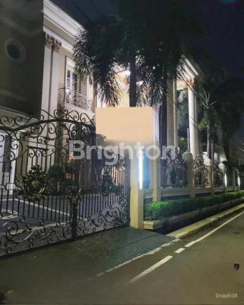 image RUMAH MEWAH DAN MEGAH DENGAN POOL DI DUREN SAWIT, JAKARTA TIMUR (7)