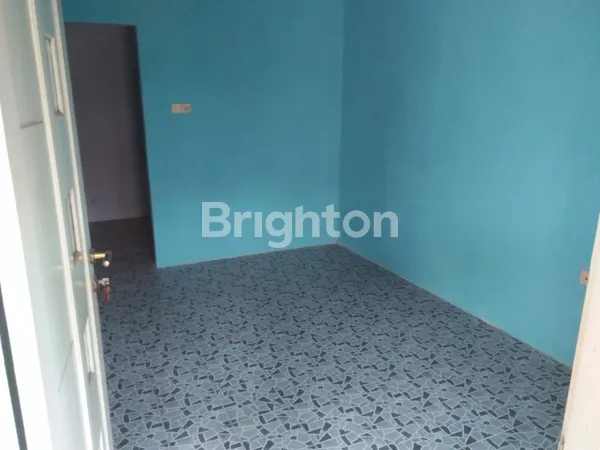 image RUMAH SIAP HUNI DI PERUMAHAN CLUSTER MUTIARA LAMARAN (2)