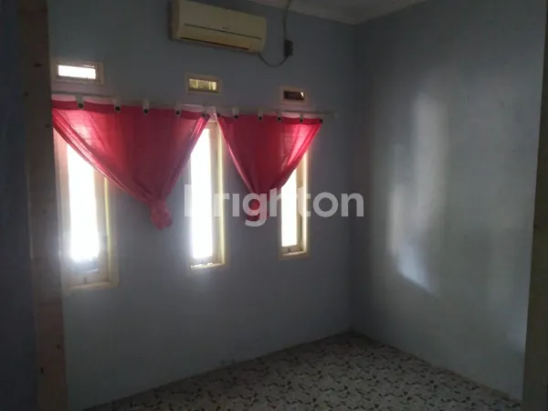 image RUMAH SIAP HUNI DI PERUMAHAN CLUSTER MUTIARA LAMARAN (6)