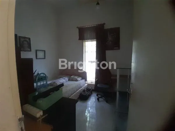 image RUMAH BESAR DIKONTRAKAN MURAH DI SULFAT KOTA MALANG + FURNITURE (6)