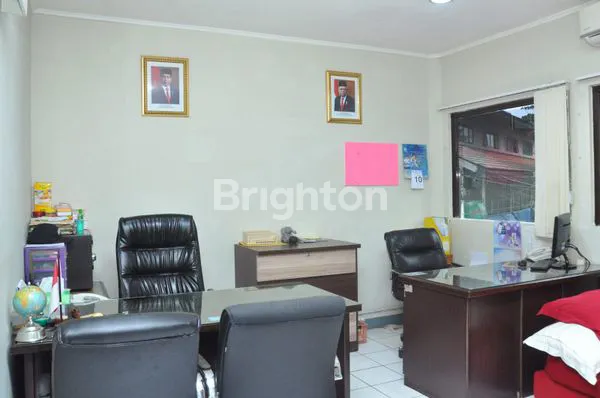 image DI JUAL RUKO 2 1/2 LANTAI  DI GRIYA LOKA BSD (3)