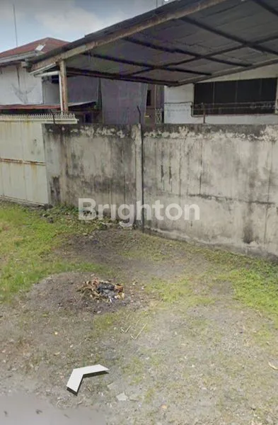 GUDANG TEMPAT STOK BARANG BISNIS