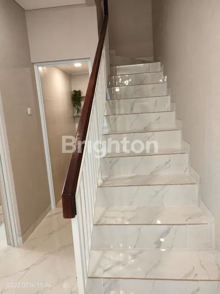 image RUMAH MEWAH SIAP HUNI DI SIMONGAN SEMARANG (4)