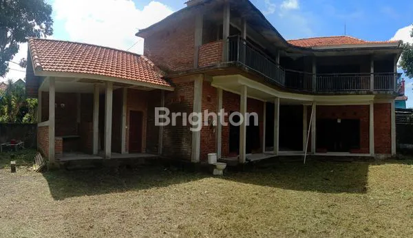DIJUAL RUMAH CANTIK BERGAYA ETNIS