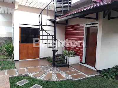 image RUMAH BAGUS BERSIH DAN NYAMAN DEKAT SUHAT (1)