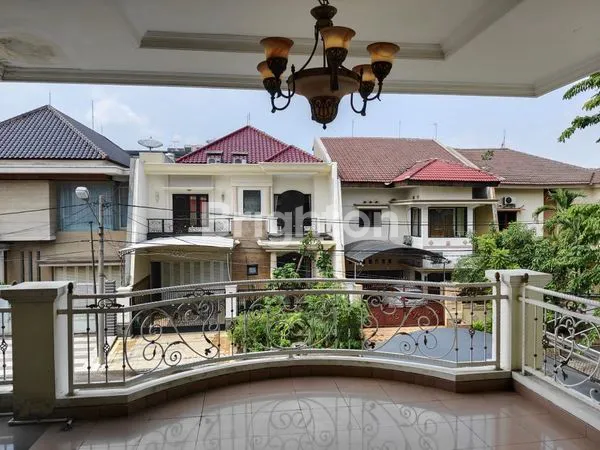 image RUMAH MURAH LOKASI FAVORITE ONE GATE SISTEM ARAYA, SURABAYA (1)