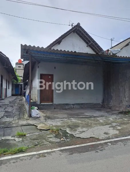 image RUMAH COCOK UNTUK TEMPAT TINGGAL ATAU KOST SUDAH RENOVASI DI MOJOSONGO SOLO (1)