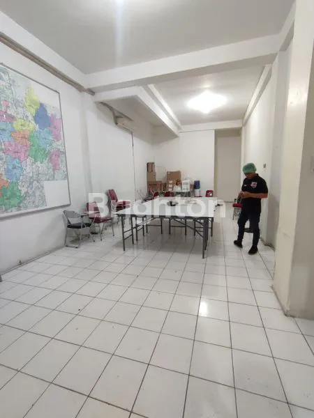 image RUKO 4 LANTAI DI RAWAMANGUN JAKARTA TIMUR (2)