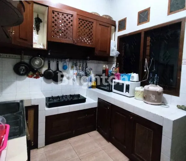 image RUMAH BAGUS DI KOMPLEKS MARGAHAYU RAYA BARAT BANDUNG (6)