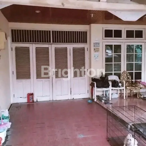 image RUMAH LAMA 2,5 LT DI KEMANGGISAN BANGUNAN KOKOH (1)