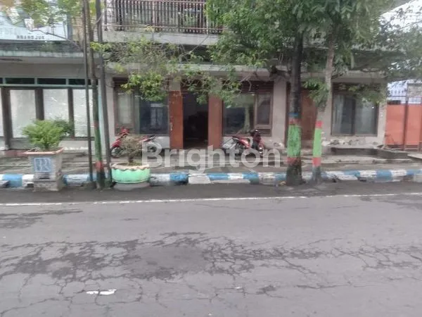 image RUMAH HITUNG TANAH NOL JALAN RAYA NGANJUK   (1)