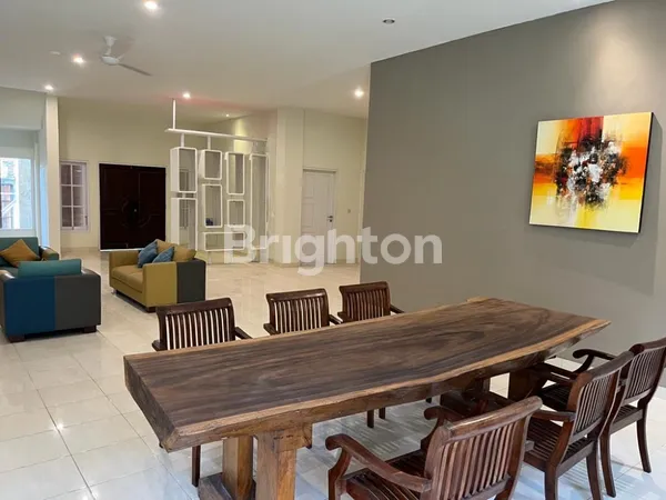 image SPACIOUS LUXURY HOUSE 6BR 7BTH IN EAST DENPASAR (3)