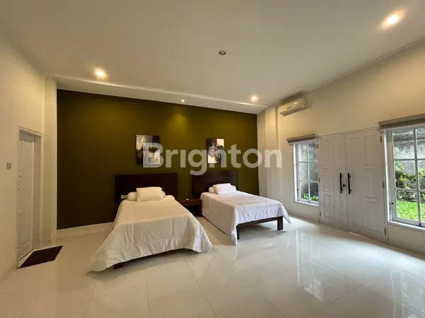 image SPACIOUS LUXURY HOUSE 6BR 7BTH IN EAST DENPASAR (8)