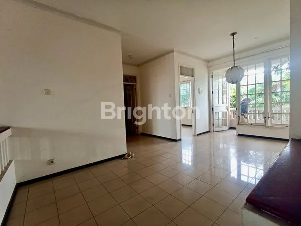 image RUMAH SIAP HUNI BAGUS TERAWAT LUAR CLUSTER CITRALAND SURABAYA BARAT (2)