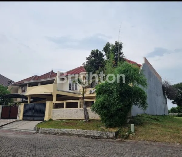 image DI JUAL RUMAH SIAP HUNI LOKASI PAKUWON CITY SURABAYA VILLA RIVIERA (1)