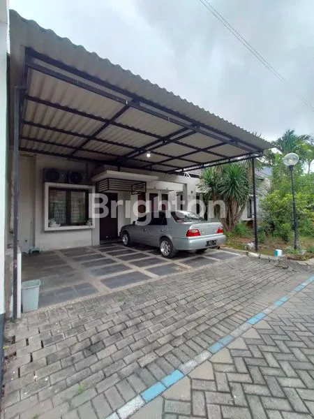 image DUA RUMAH KONEKTING SIAP HUNI LOKASI STRATEGIS (2)