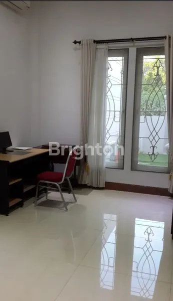 image RUMAH MINIMALIS MANYAR REJO LOKASI STRATEGIS COCOK UNTUK USAHA, KANTOR, KLINIK, PRAKTEK DOKTER, DAN TEMPAT TINGGAL (3)