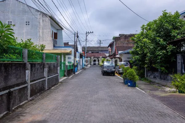 image RUMAH KLASIK DI GEDONG TENGEN  (4)