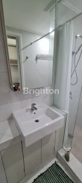 image APARTMENT FULL FURNISHED LIPPO VILLAGE TANGERANG (7)