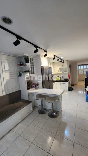 image DIJUAL CEPAT RUMAH SIAP HUNI, BARU SELESAI RENOVASI, MAYANG 6 RESIDENCE, BINTARO, JAKARTA SELATAN (3)