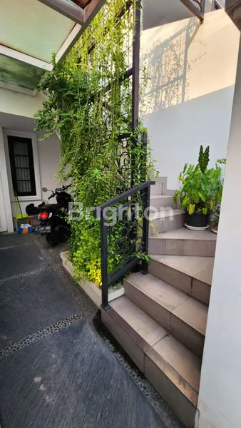 image DIJUAL CEPAT RUMAH SIAP HUNI, BARU SELESAI RENOVASI, MAYANG 6 RESIDENCE, BINTARO, JAKARTA SELATAN (8)